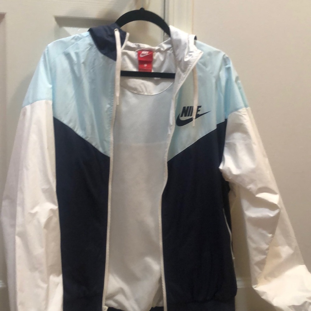 Nike windbreaker